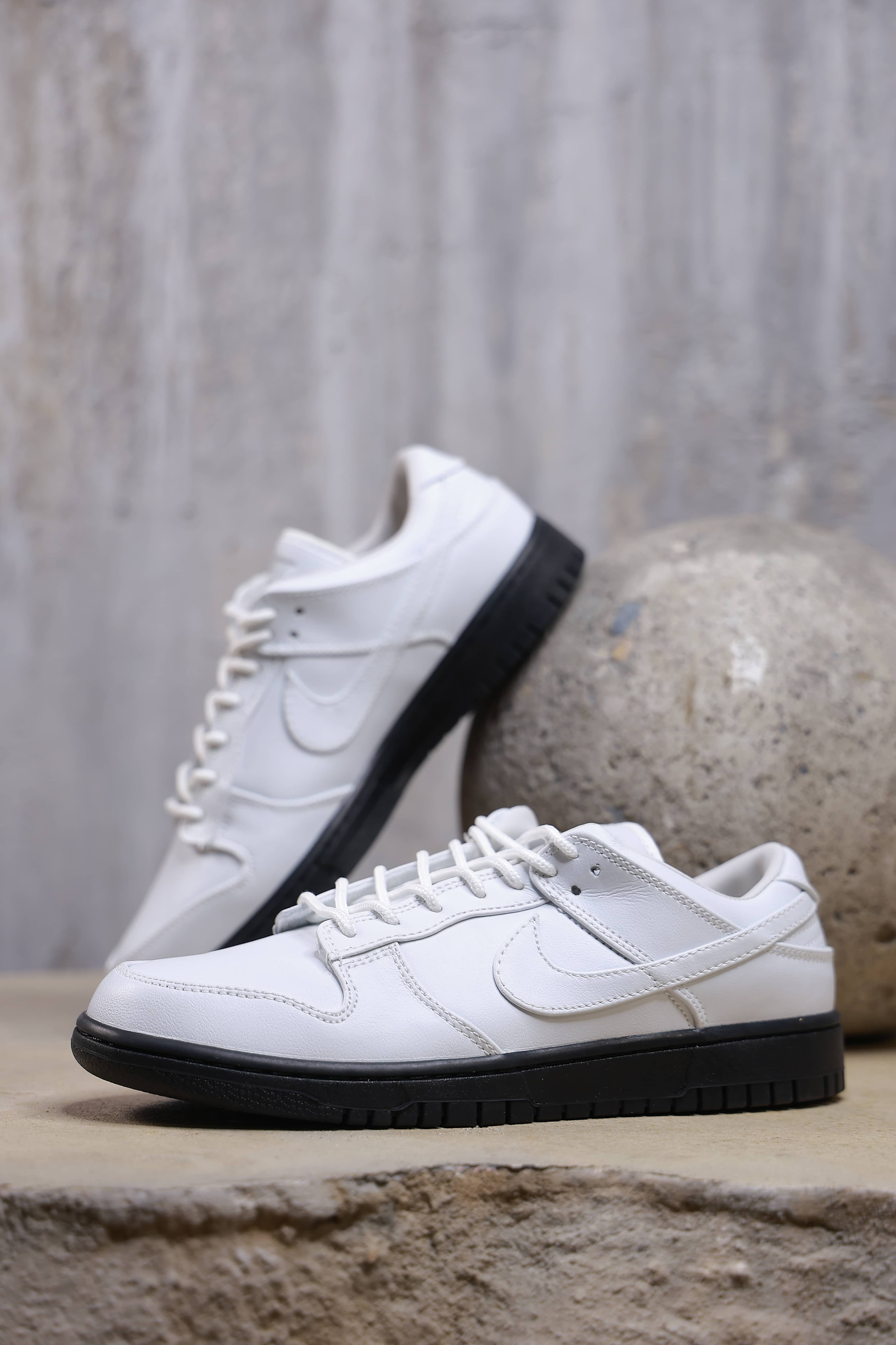 Nike Dunk Low / OQ / 42 3