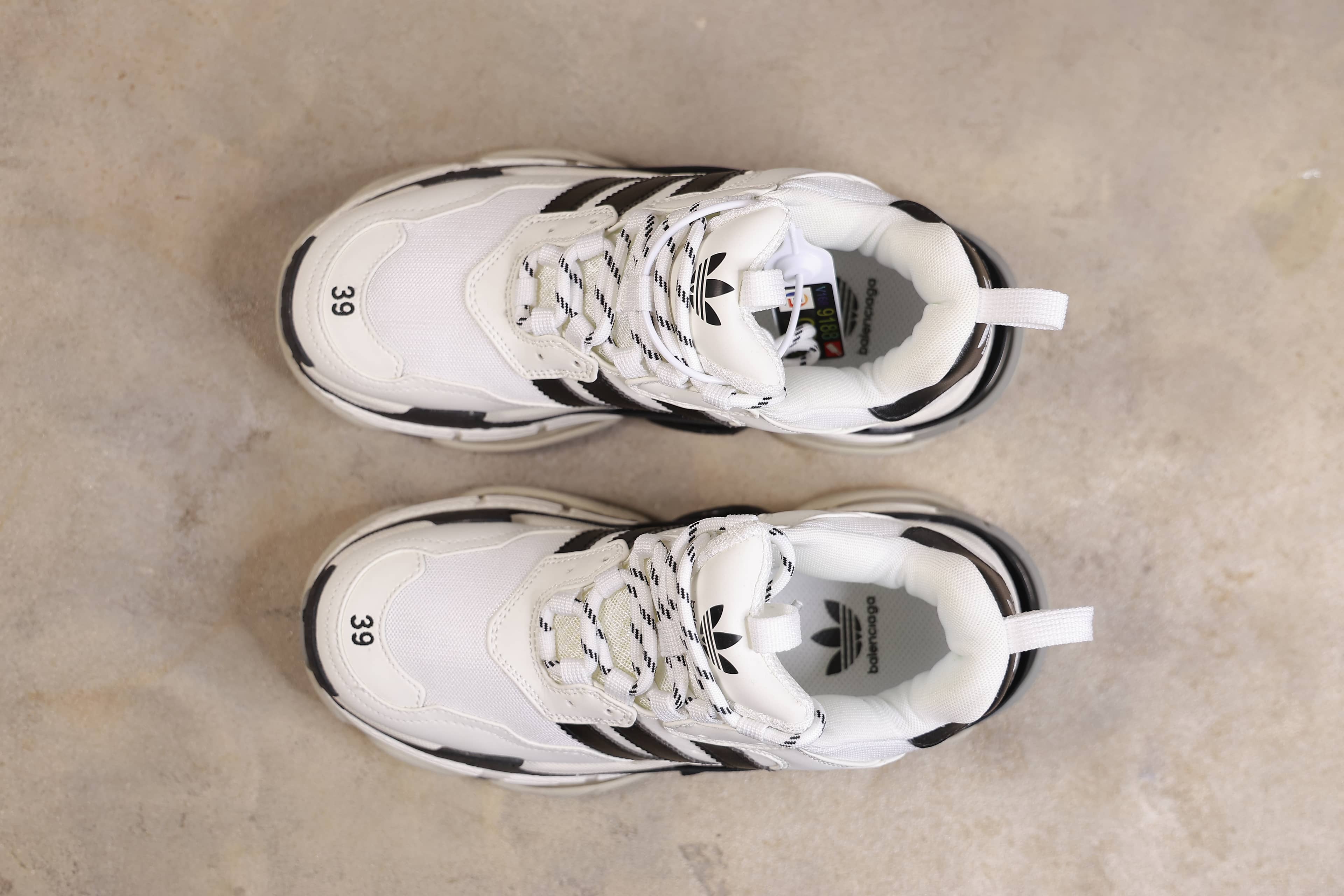 Balenciaga Adidas / OQ / 41 2