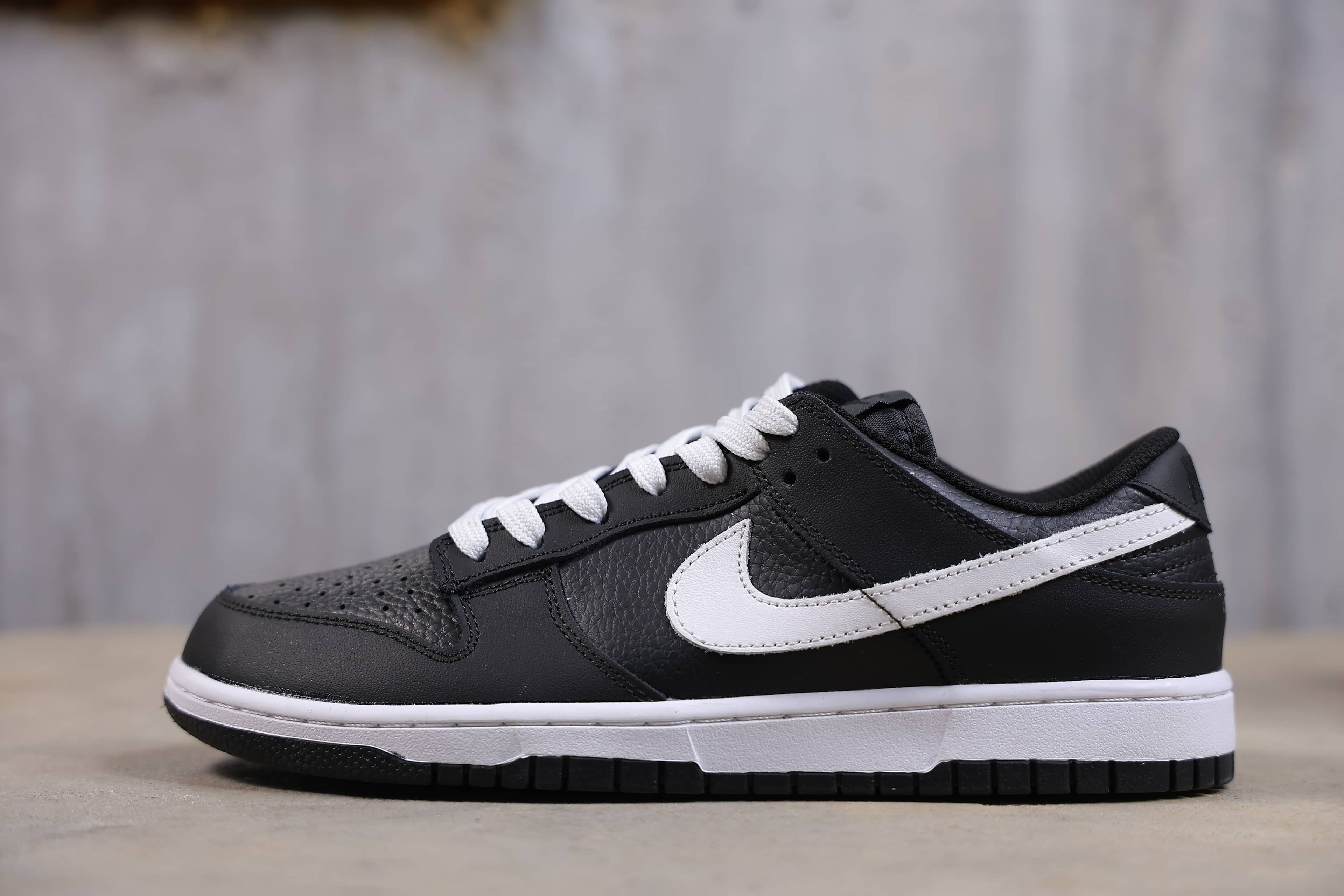 Nike Dunk Low / QORA / 42 2