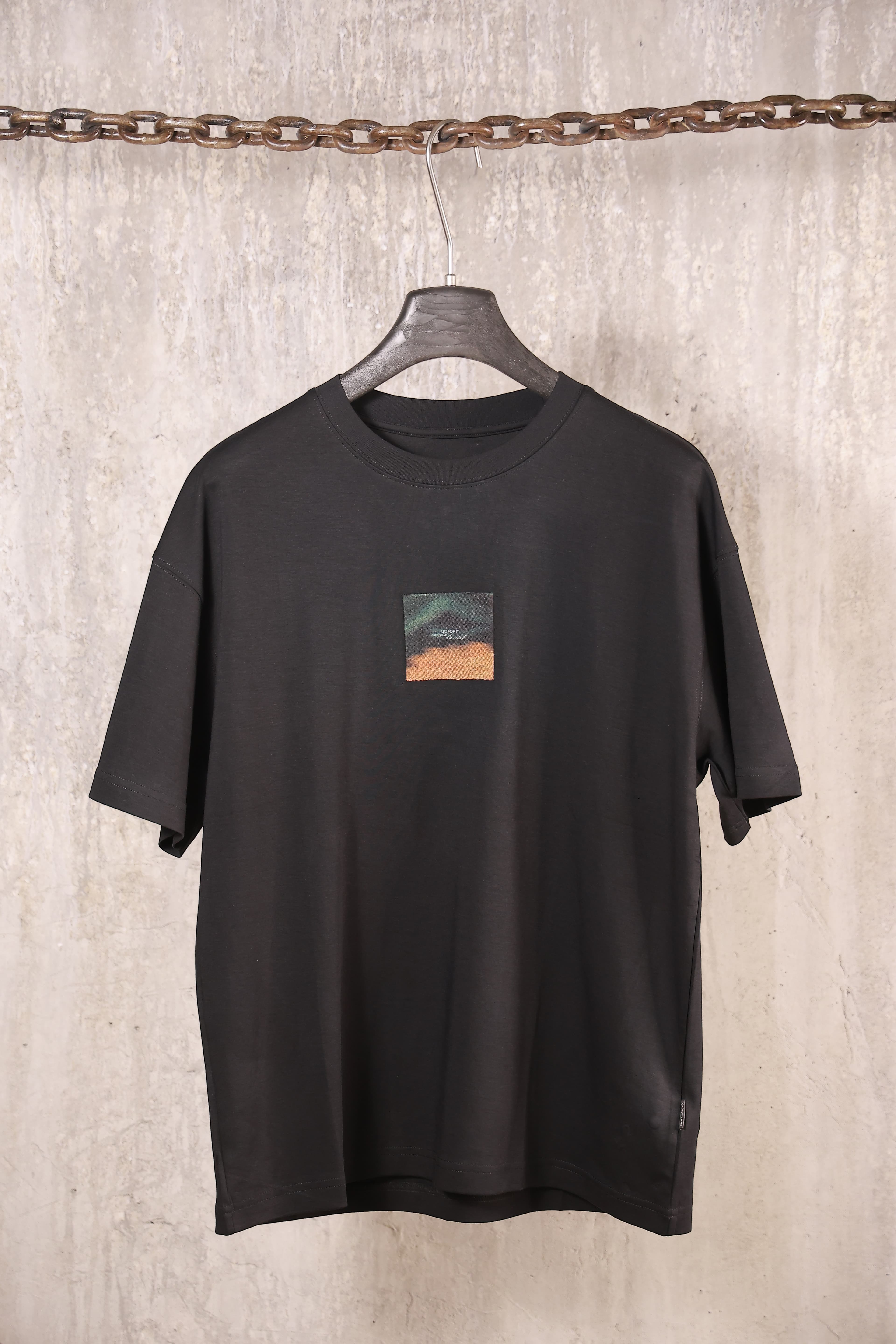 Futbolka Oversize Oldi Rasm / QORA / 2XL