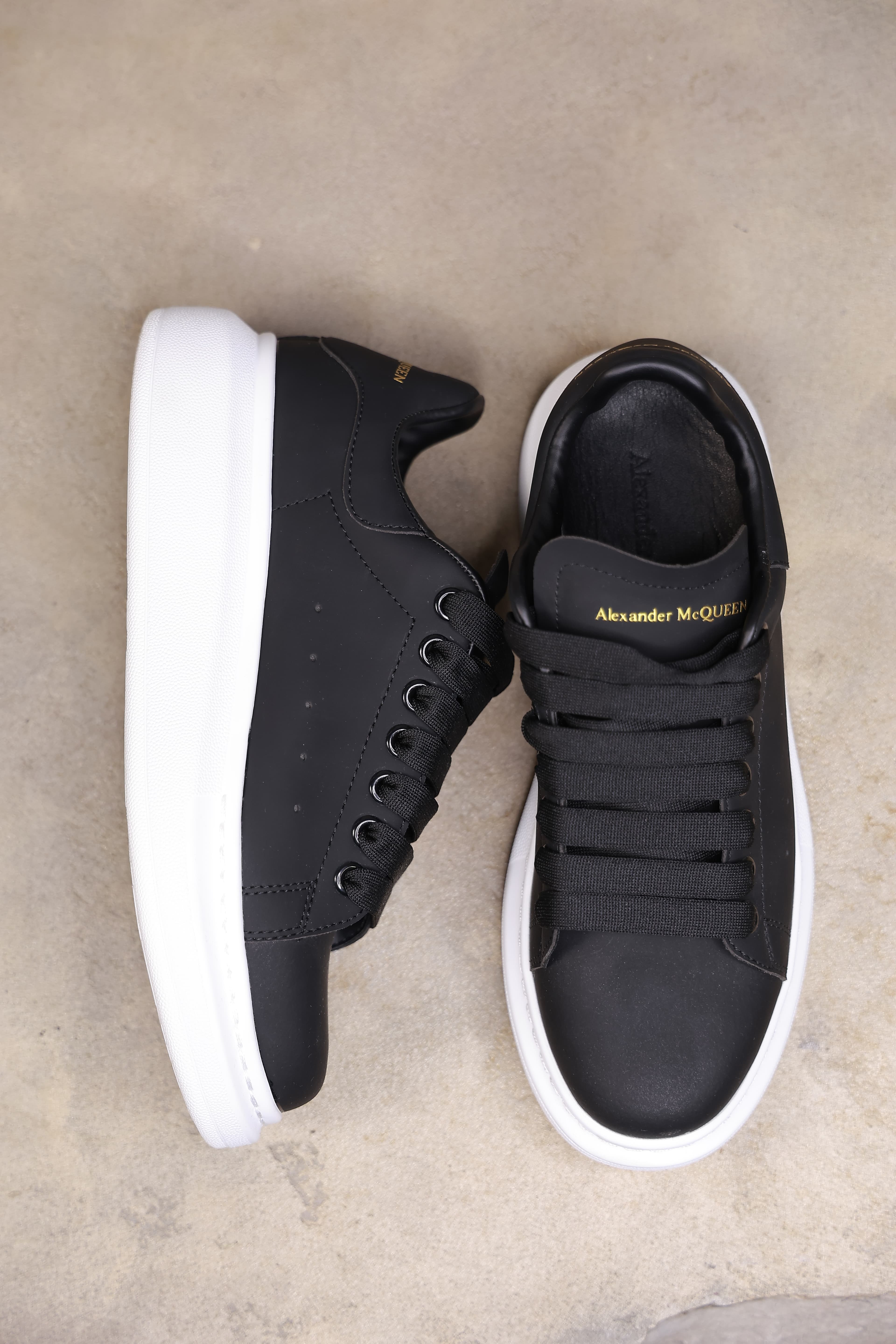 Alexander Mcqueen / QORA / 41