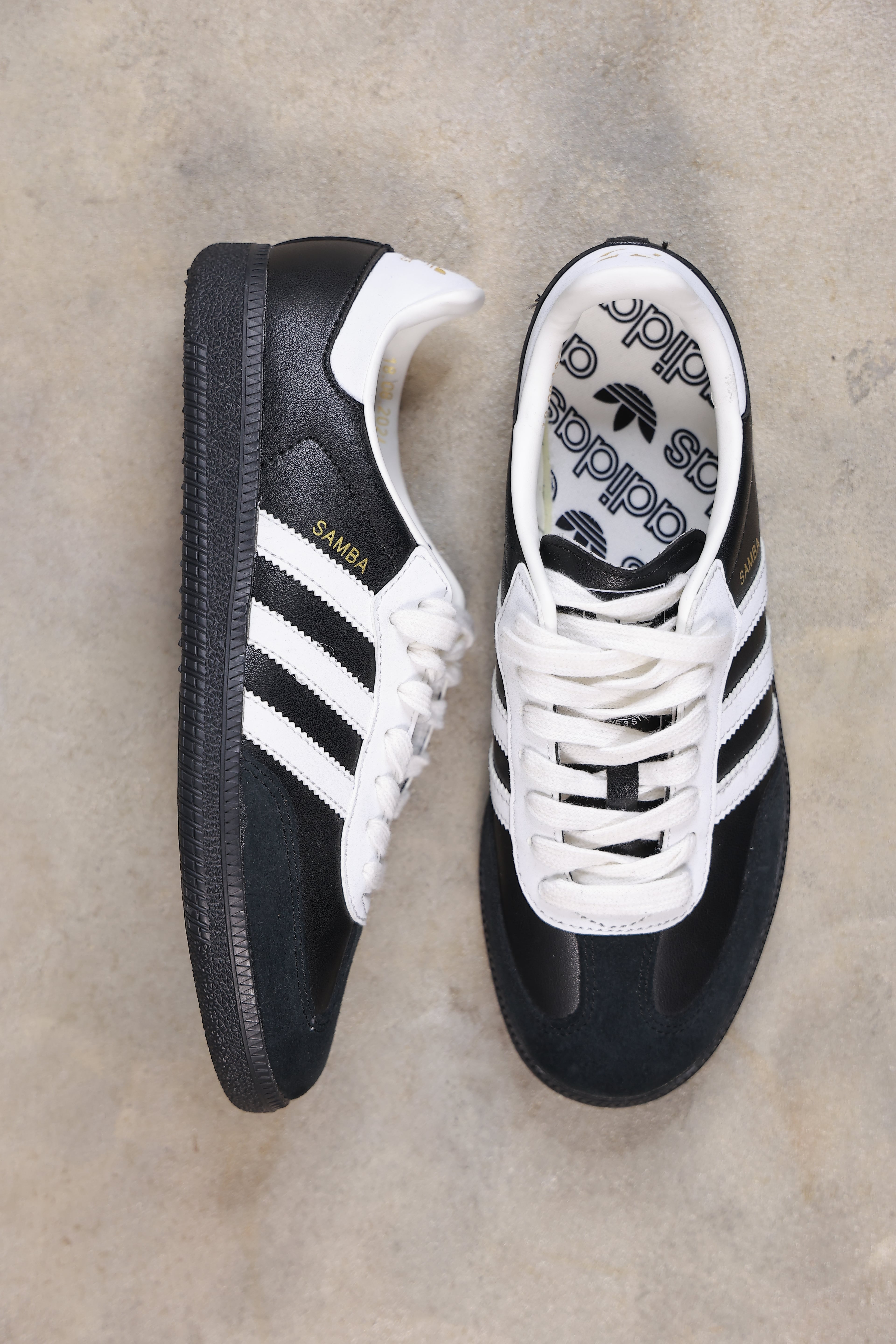 Adidas Samba / QORA / 42