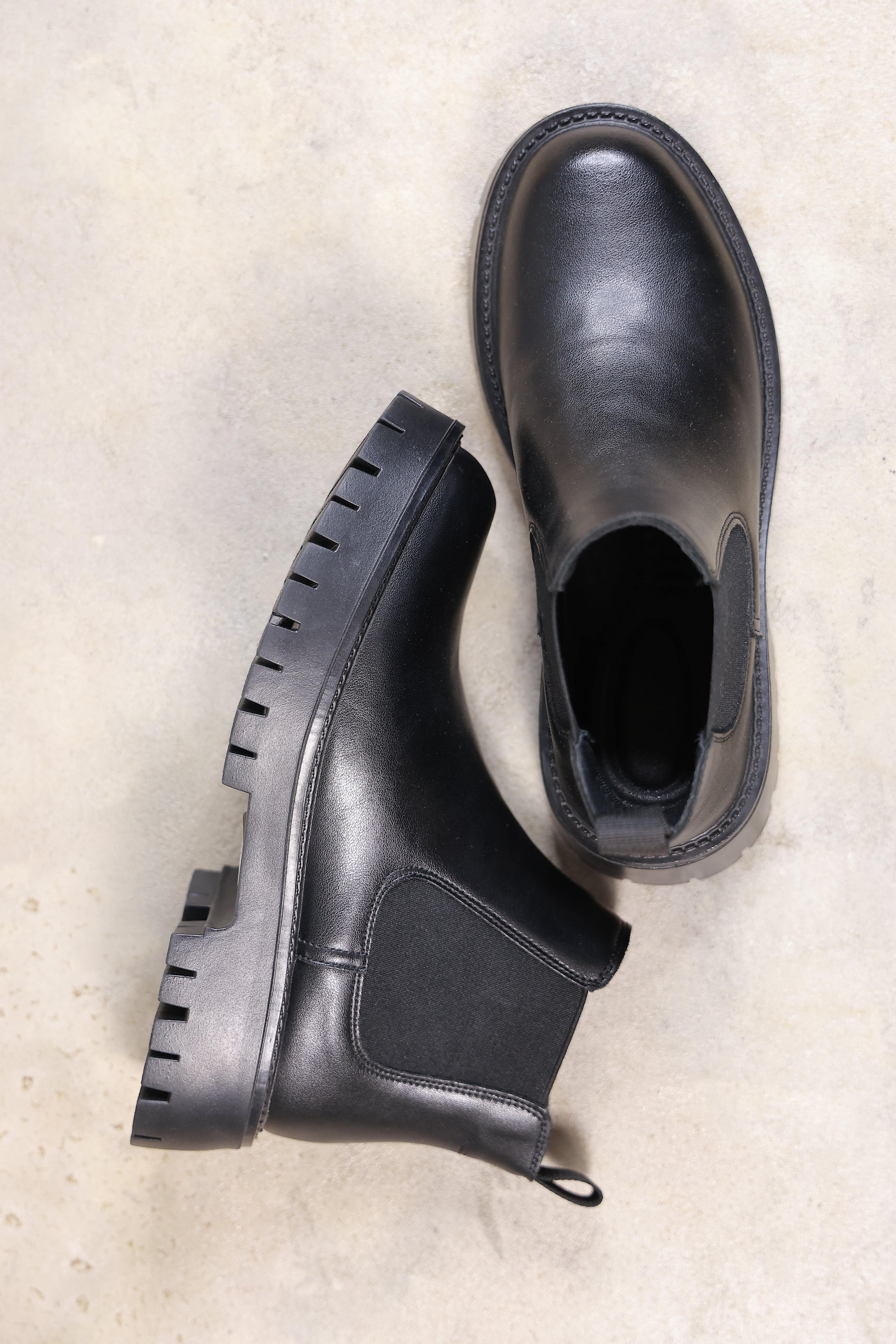 Chelsea Boots / QORA / 42
